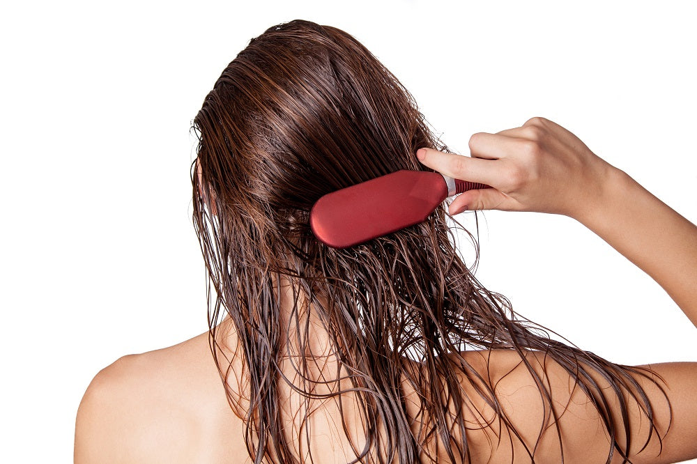 Stop Doing This To Your Wet Hair… Immediately.